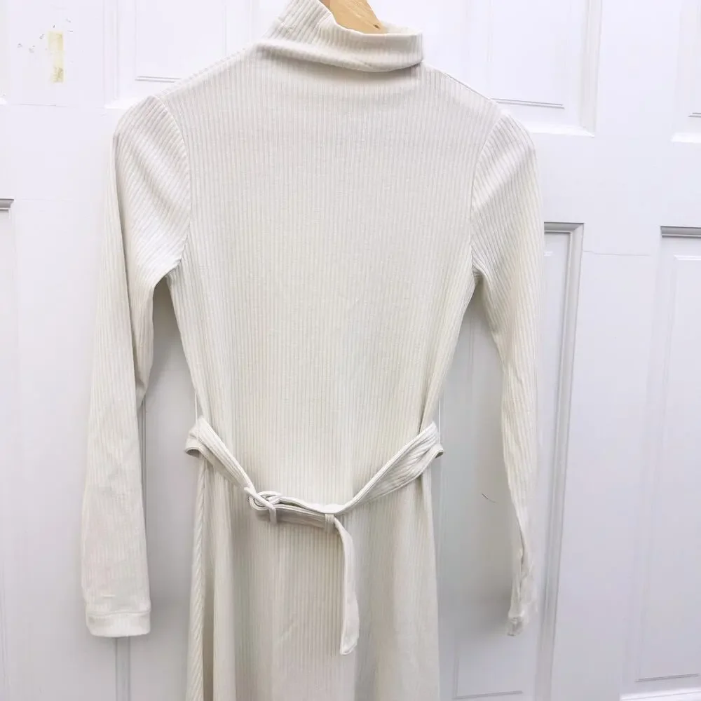 Club Monaco Melissah Knit Dress - Picture 10 of 11